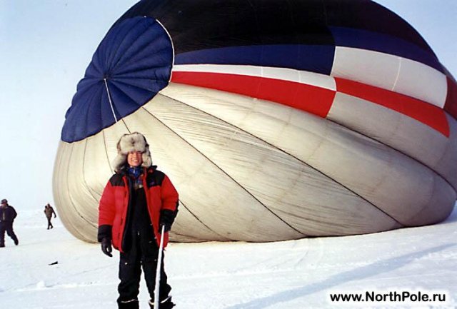 северный полюс : подъем воздушного шара на полюсе